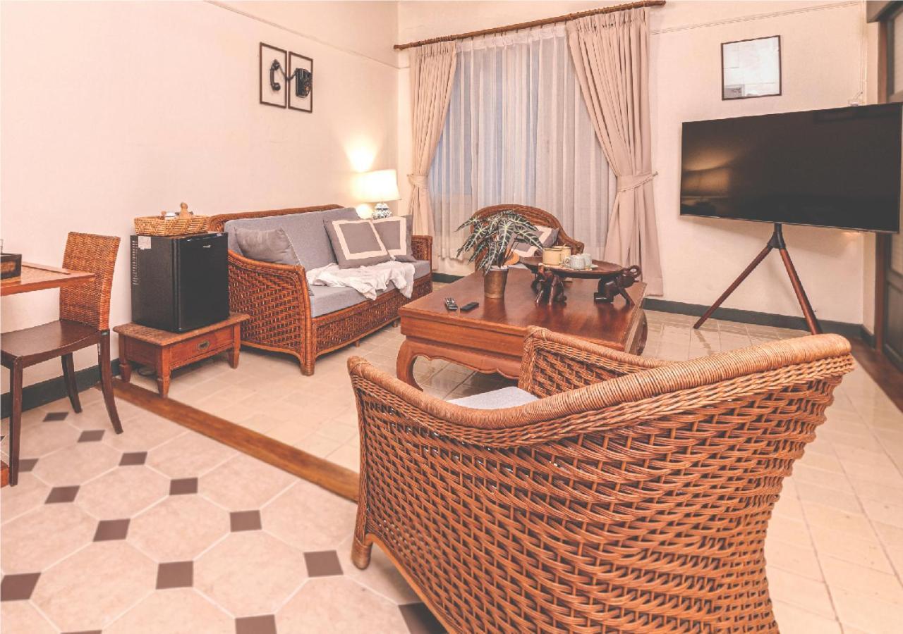 Yesterday Hotel Chiang Mai Ngoại thất bức ảnh